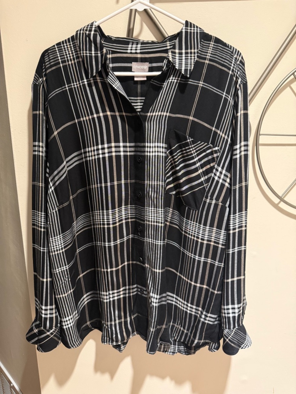 Chico’s Soft Black & White Plaid Button-Up Shirt Size 3/XL